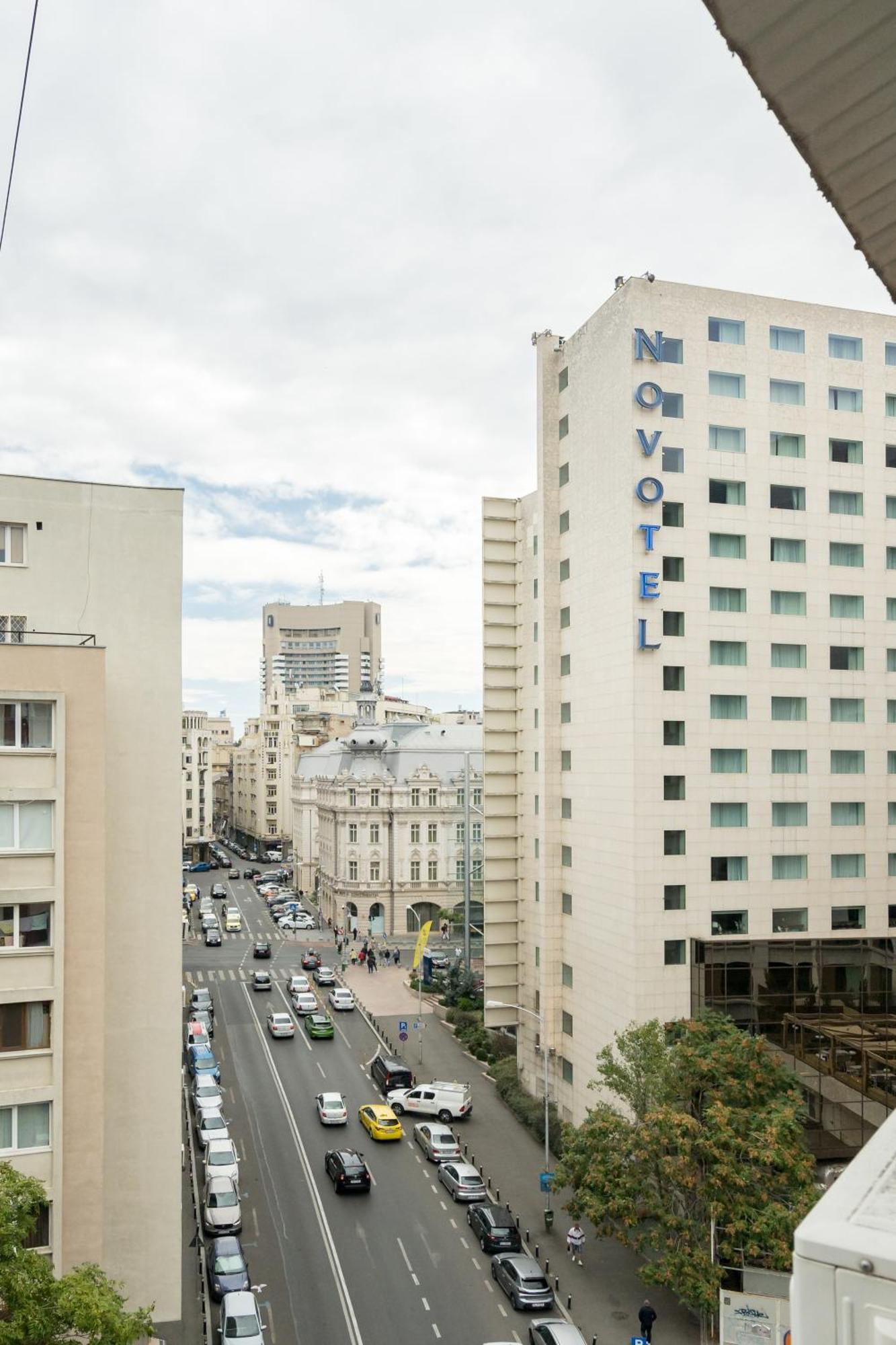 Tangerine Center Bucureşti